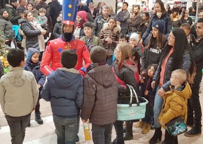 Entertainer in Shopping